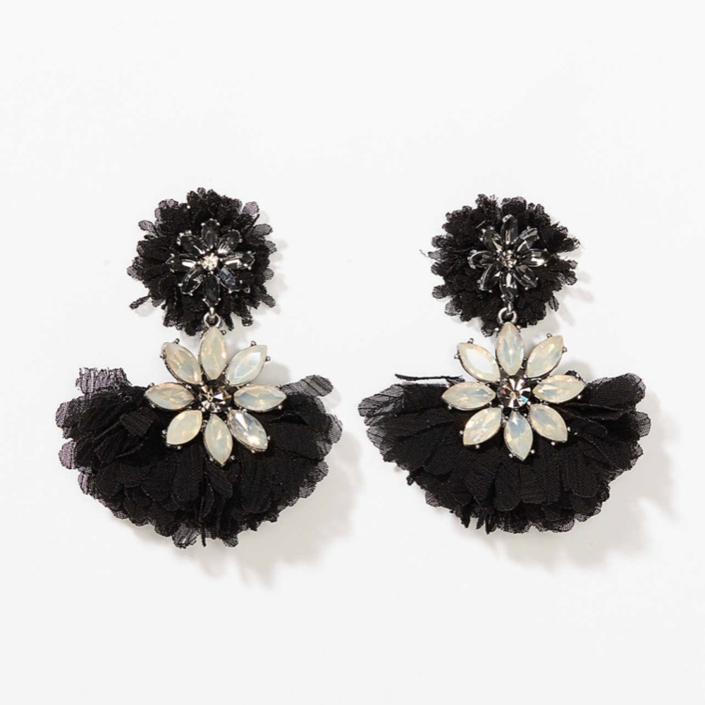 🌟 Ann Taylor LOFT ‘Flutter Chandelier’ Earrings